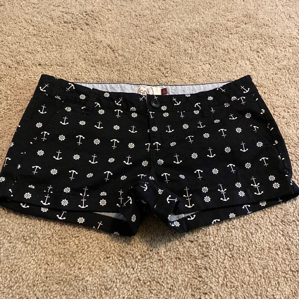 New without tags size 9